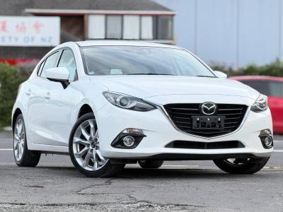 2014 Mazda Axela